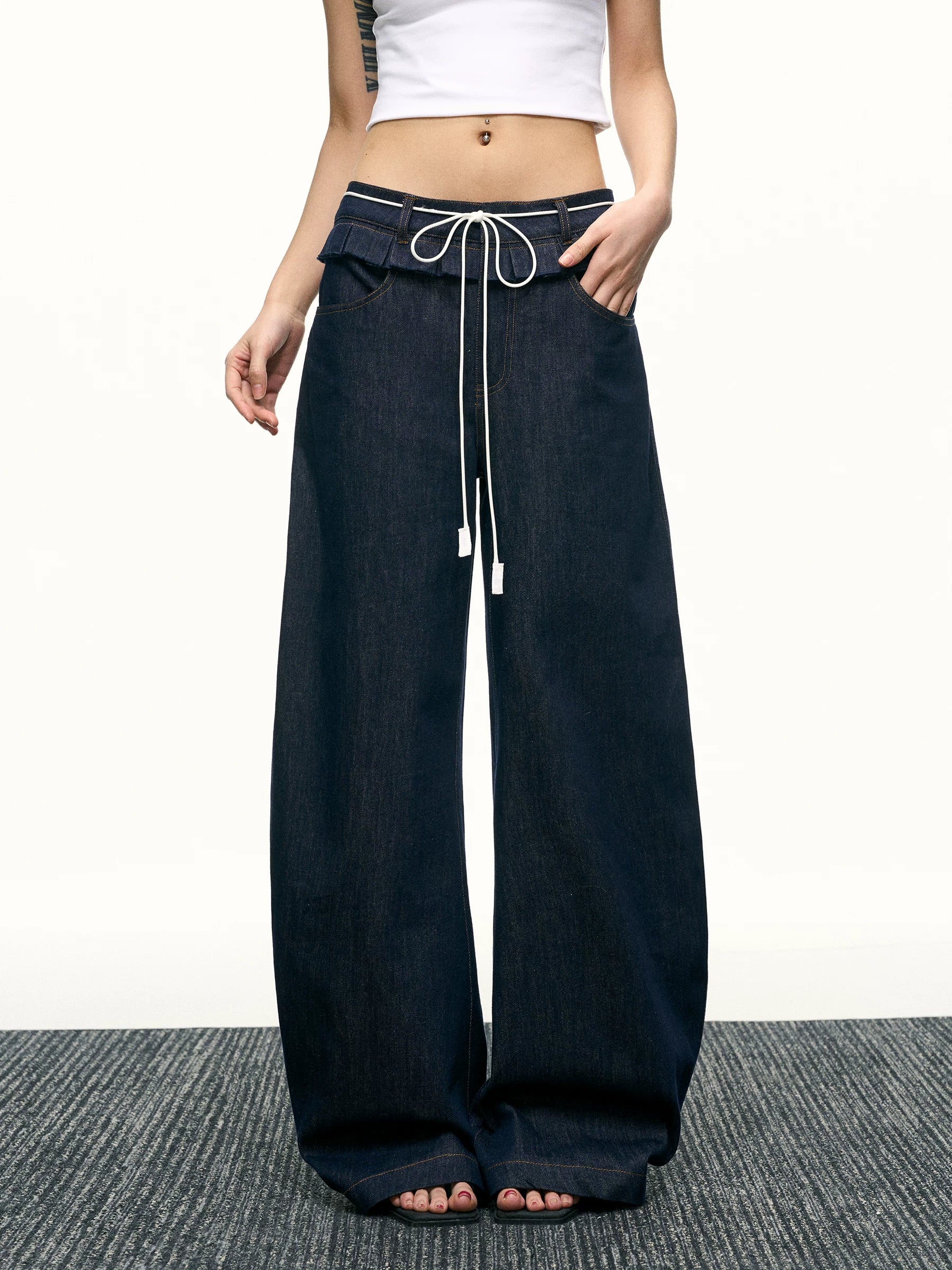 Aaisup Wooden Edge Loose Straight Jeans