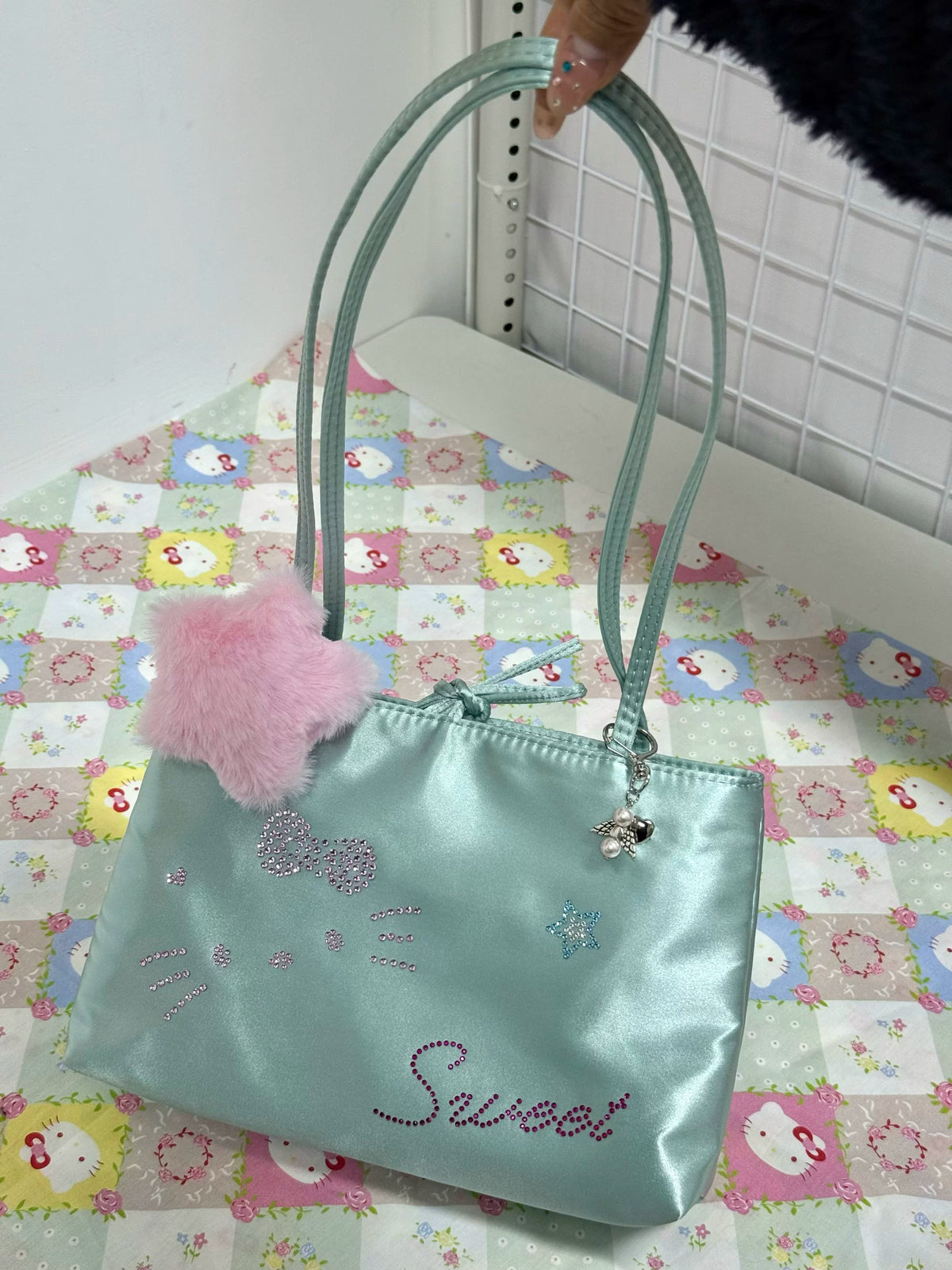 Salty gummy Silk Kitty Rhinestone Magnetic Snap Underarm Bag