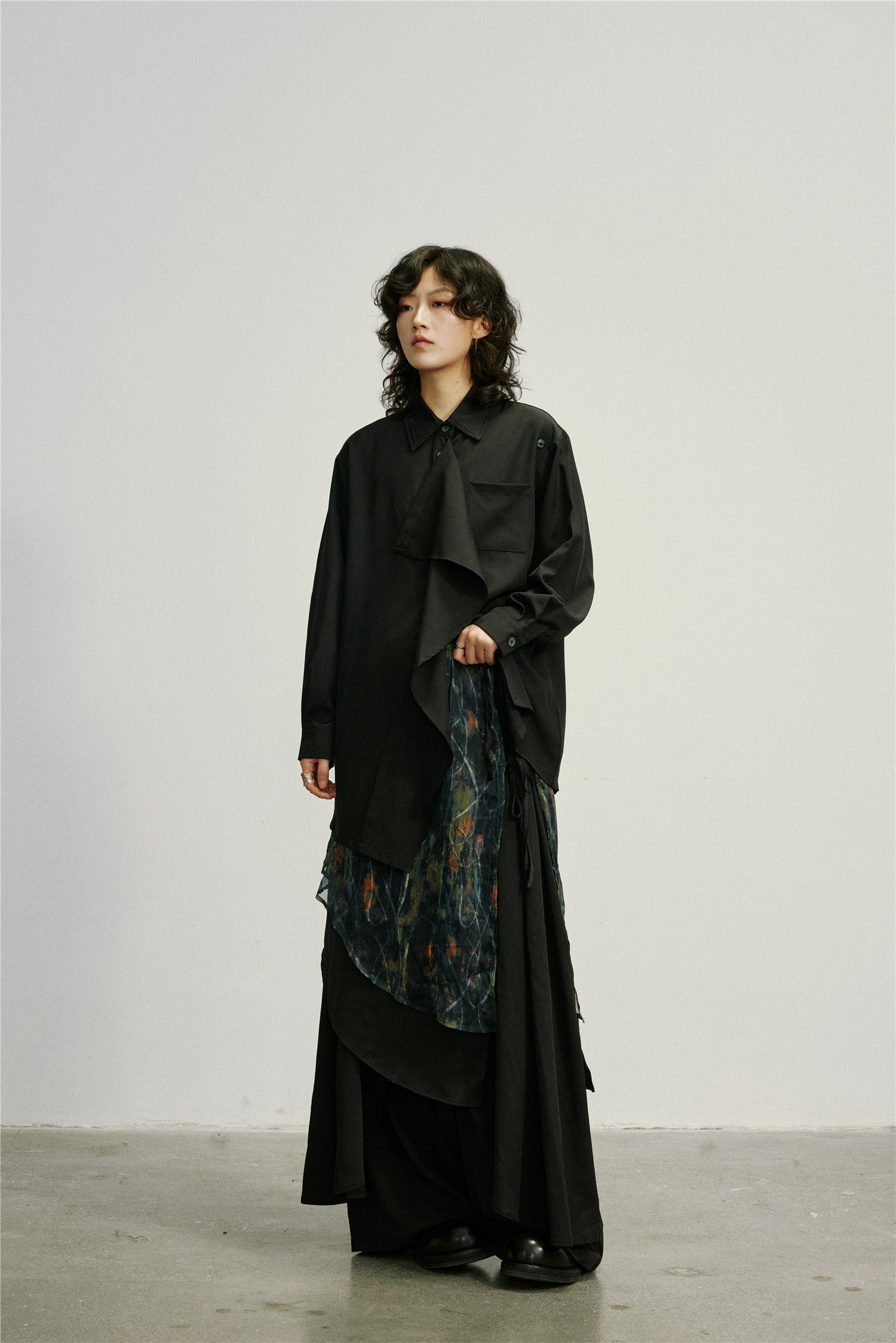 SUNYVONNE Versatile Medium and Long Stacked Fart Curtain Apron