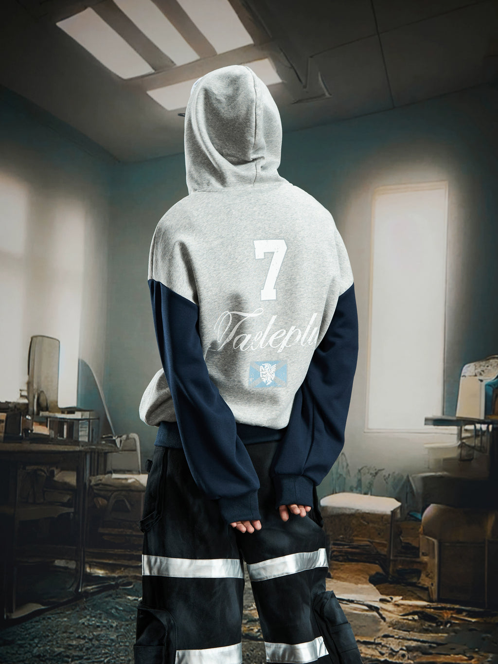NOMANIAI Versatile Contrasting Color Stitching To Make Old Printed Jackets