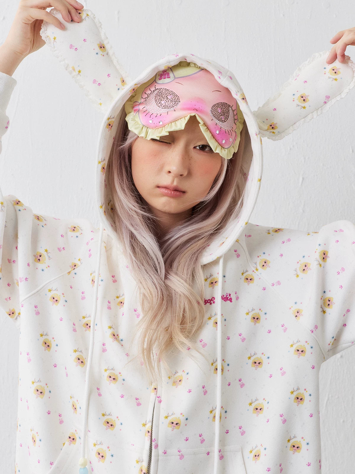 MASOOMAKE Arrival Rhinestone-Embellished Xiaoman Print Sleep Mask
