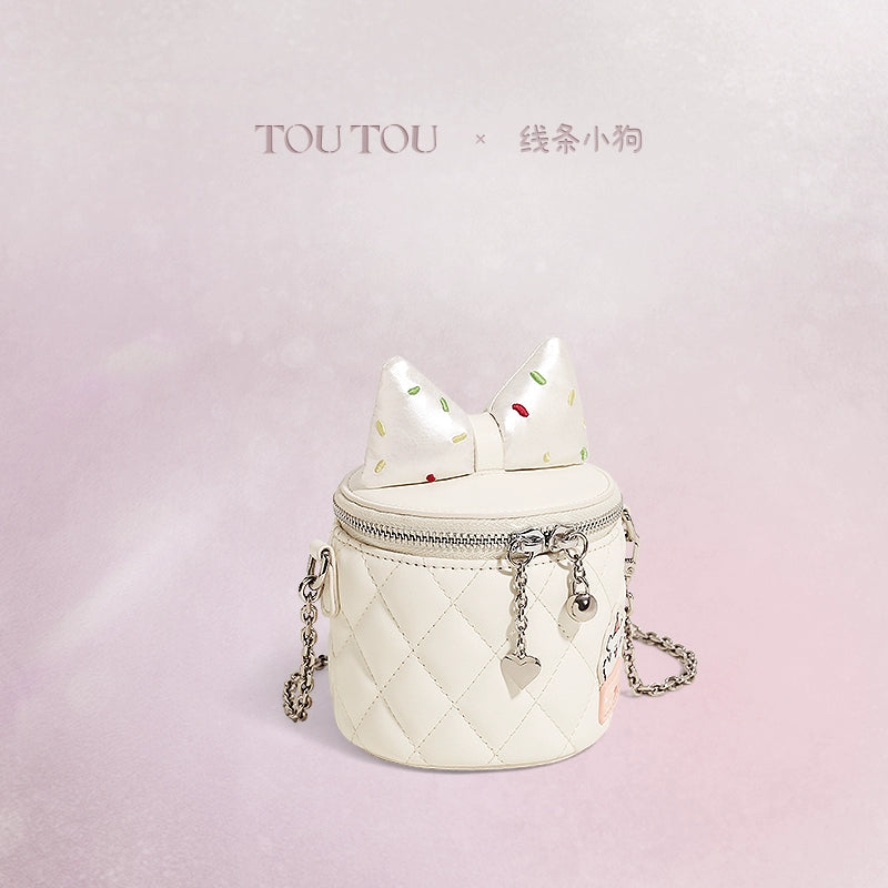 TOUTOU White Faux Leather Chain Crossbody Bag - Zip Top