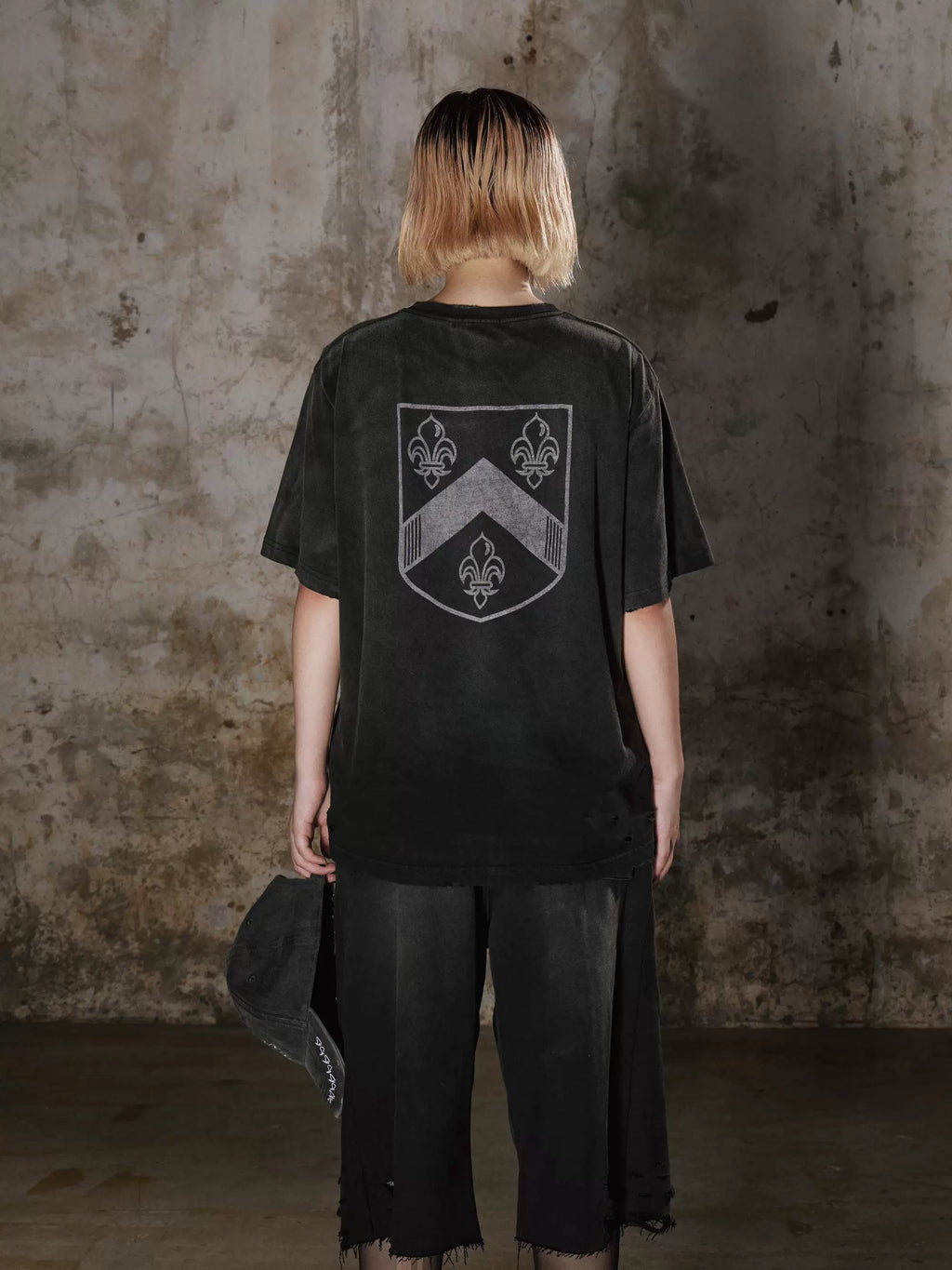 INSAIT Scouts Cropped Distressed Breathable Tee