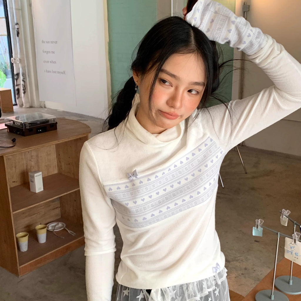 Kasugano TOO White Fuzzy Contrast-Sleeve Long-Sleeve Tee