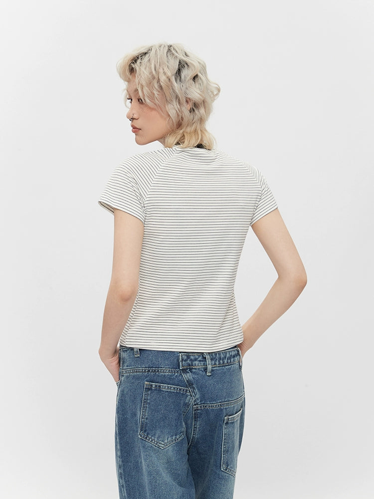 AIRHOOD Versatile Front Shoulder Pinstriped Tee