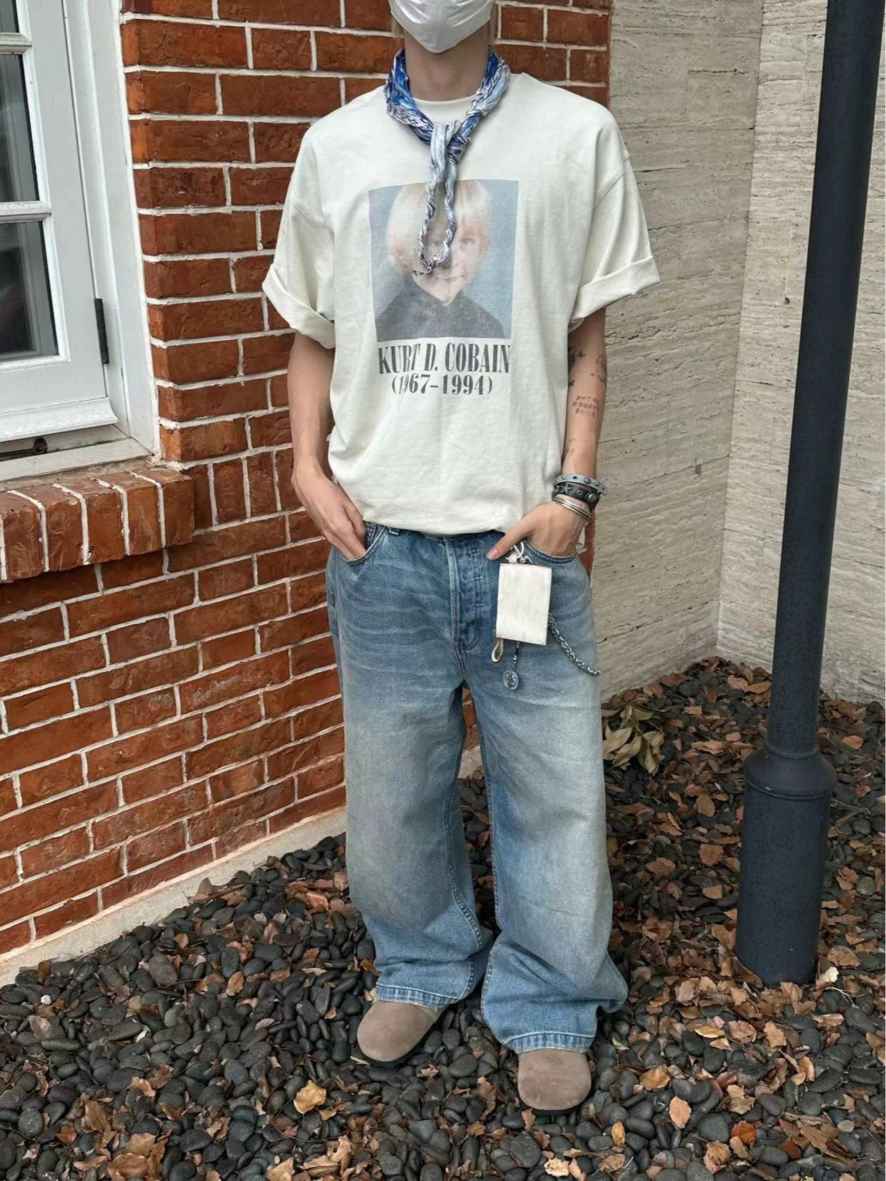 AMBSOM Retro Crew Neck Casual Tee