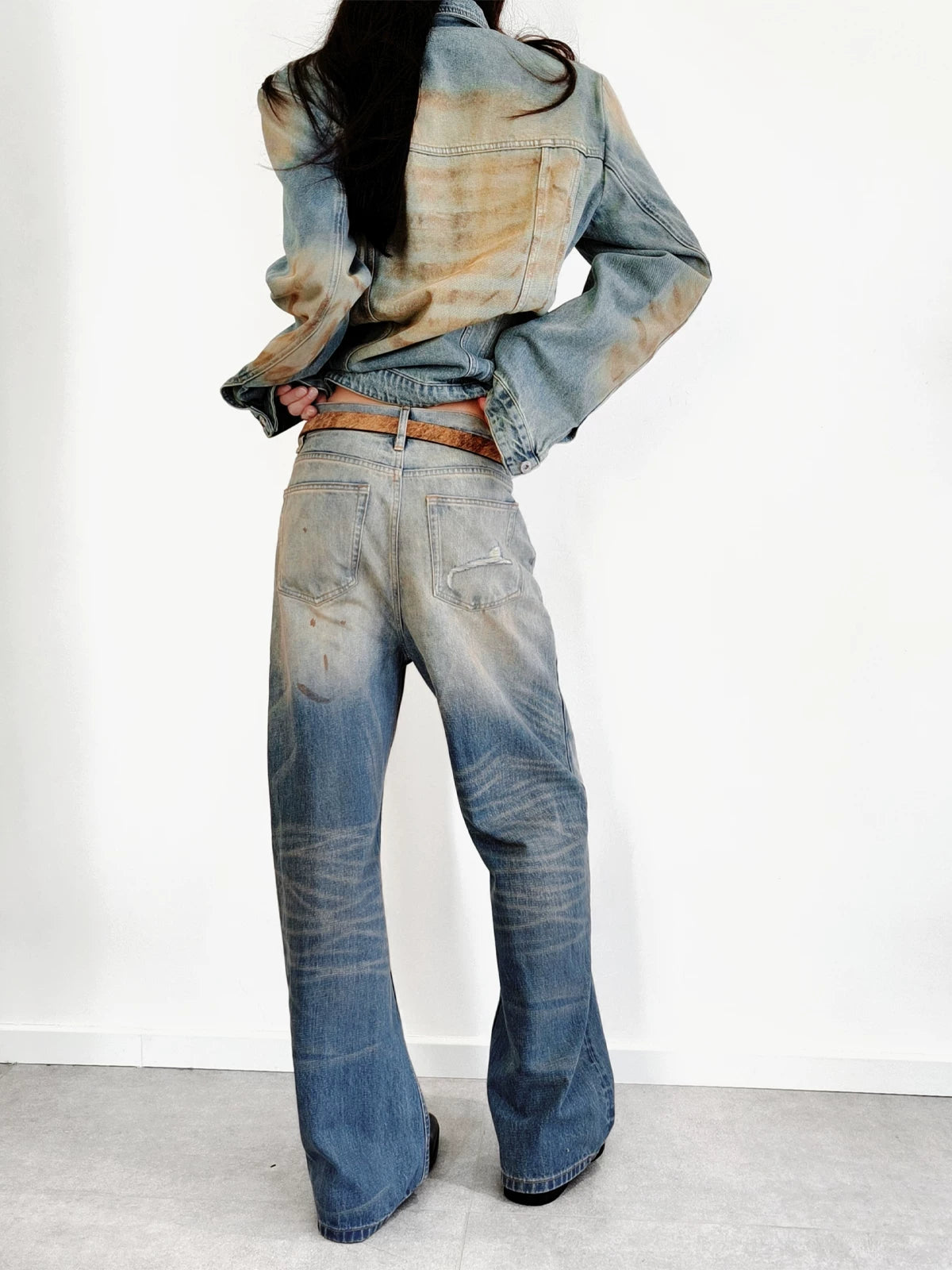 Slight Vogue Ripped Splicing Old Spray Embroidered Straight Jeans