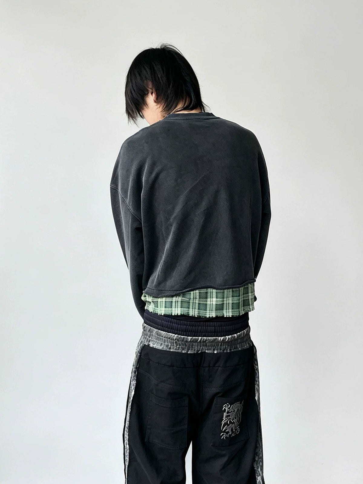 LUUUCAM Distressed Washed Cropped Hoodie