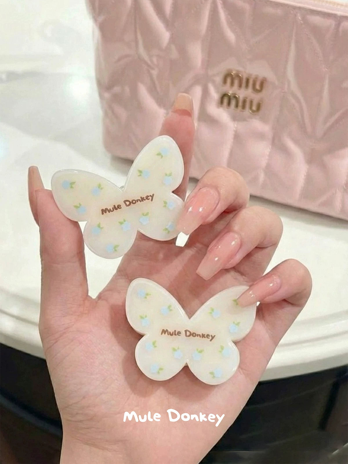 Mule Donkey White Floral Butterfly Hairpin
