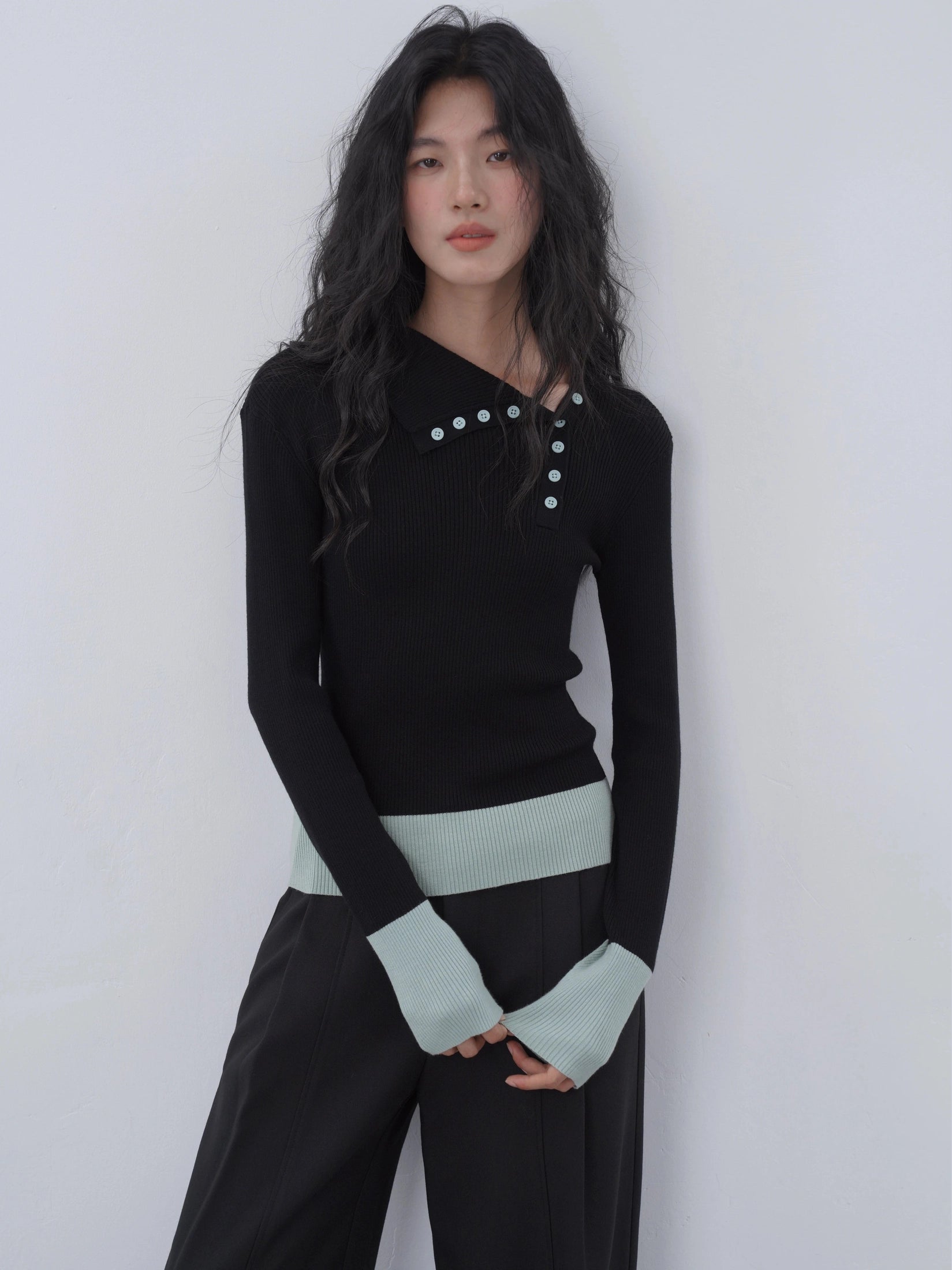 EIGHTHMONTH Contrasting Buttons Slim Slim Long Sleeves