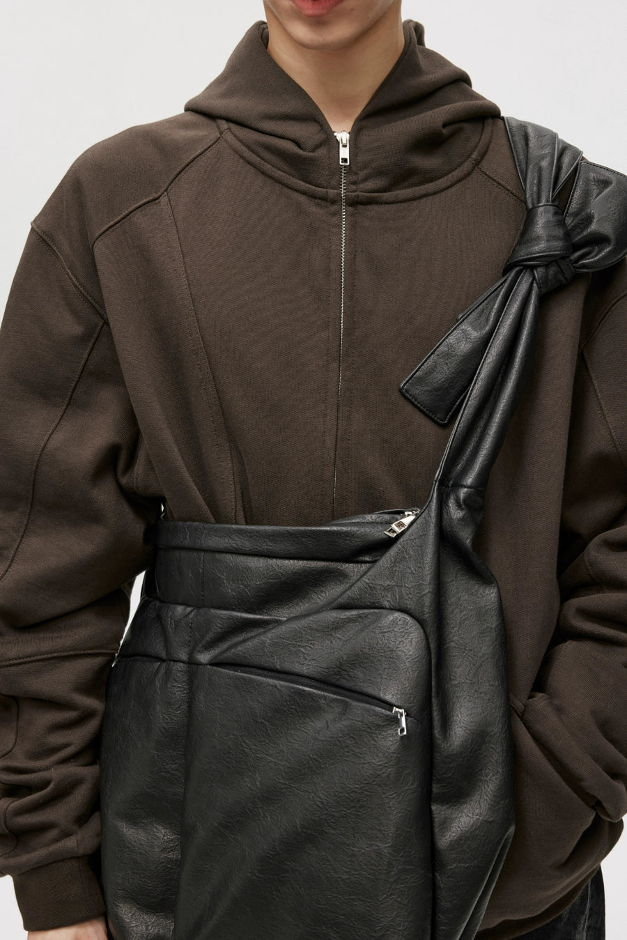 LIMPIDOCULUS Kelp Knot Leather Shoulder Messenger Bag
