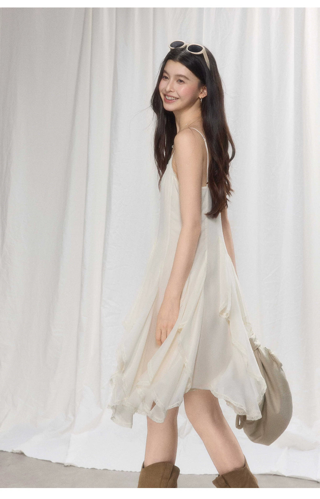 TYANG Irregular Lace Suspender Dress
