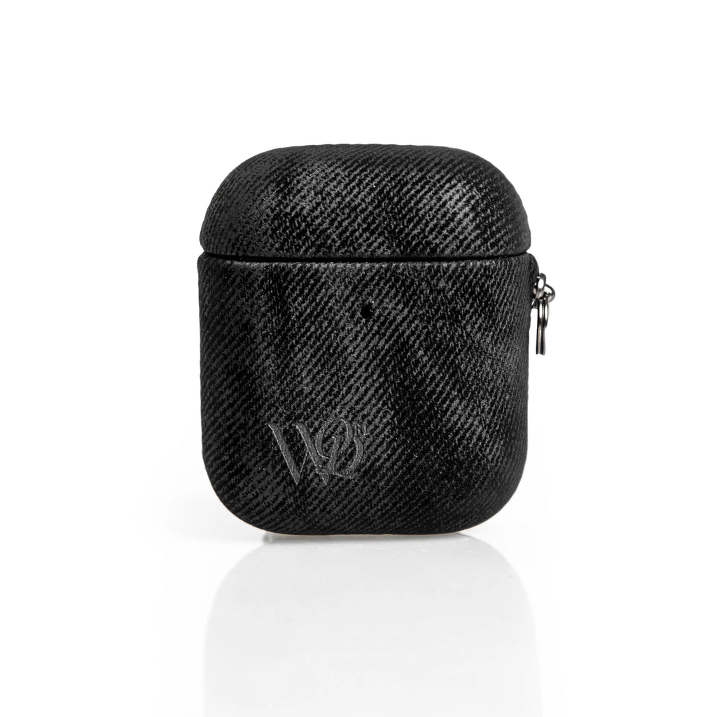 WESTELEVEN Black Embossed Logo MagSafe Phone Case & Card Holder