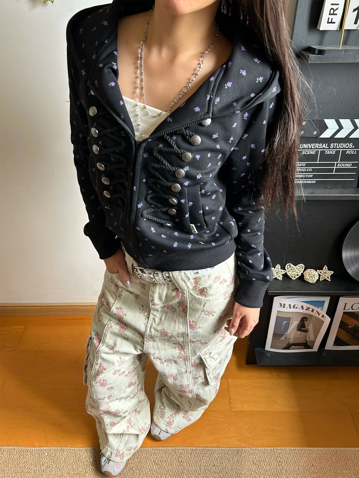 KISMETS Floral Zip-Up Hoodie Slim Fit