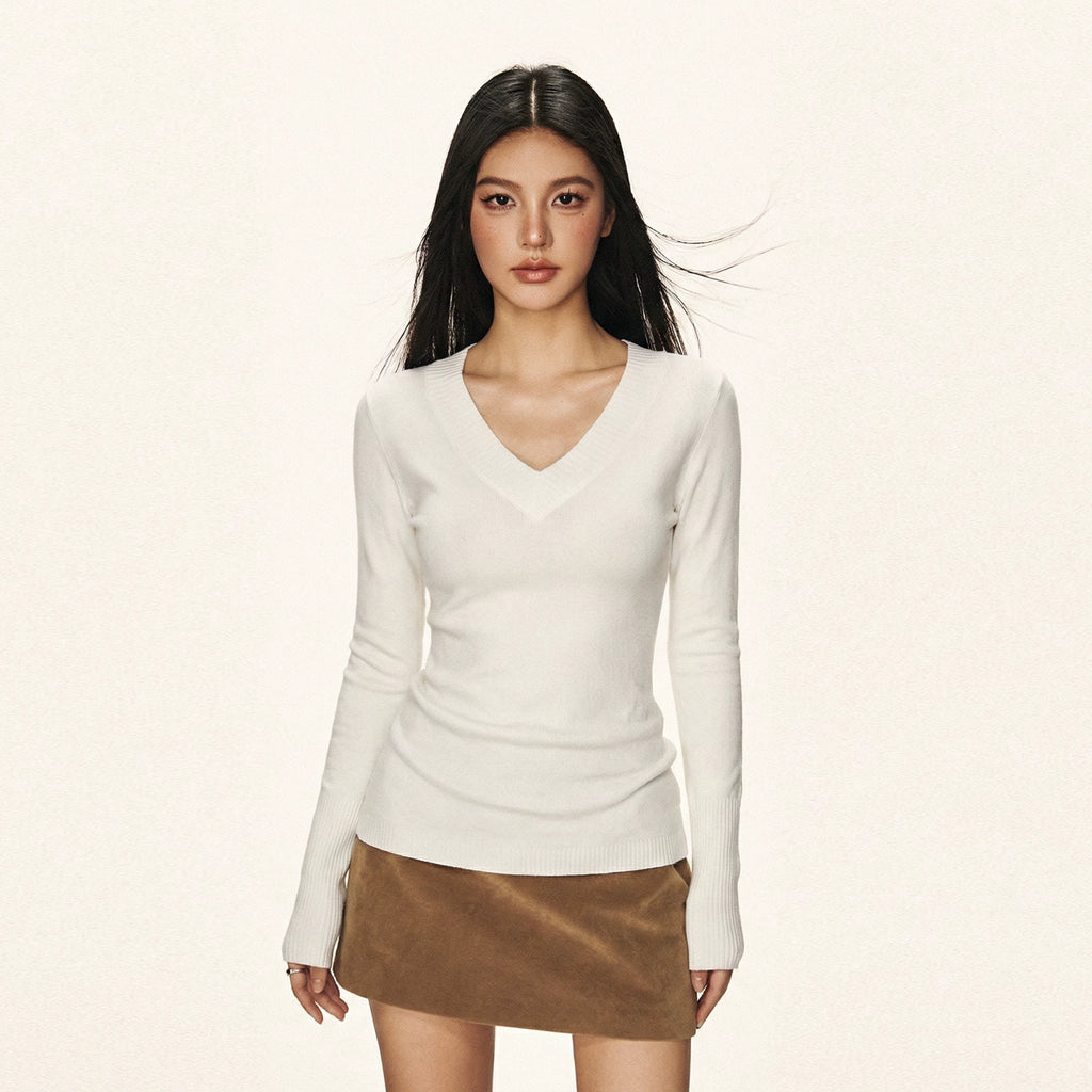 Cherry Melody Vintage V-Neck Long-Sleeve Knit Top