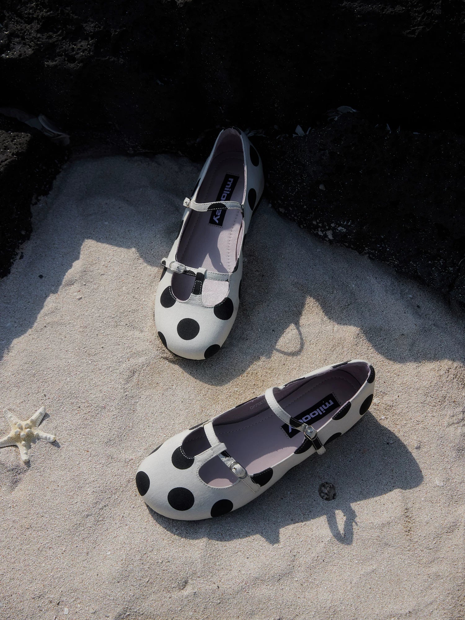 MILOOEY Leather One-Strap Mary Jane
