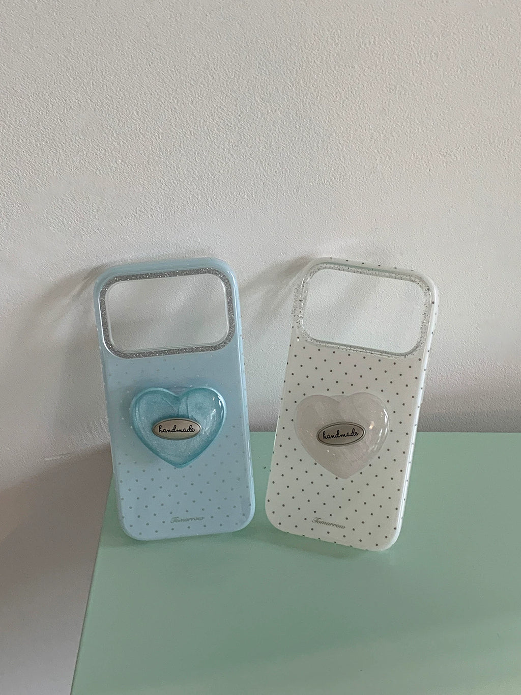 KANO Gentle White Moonlight Polka Dot Heart Case