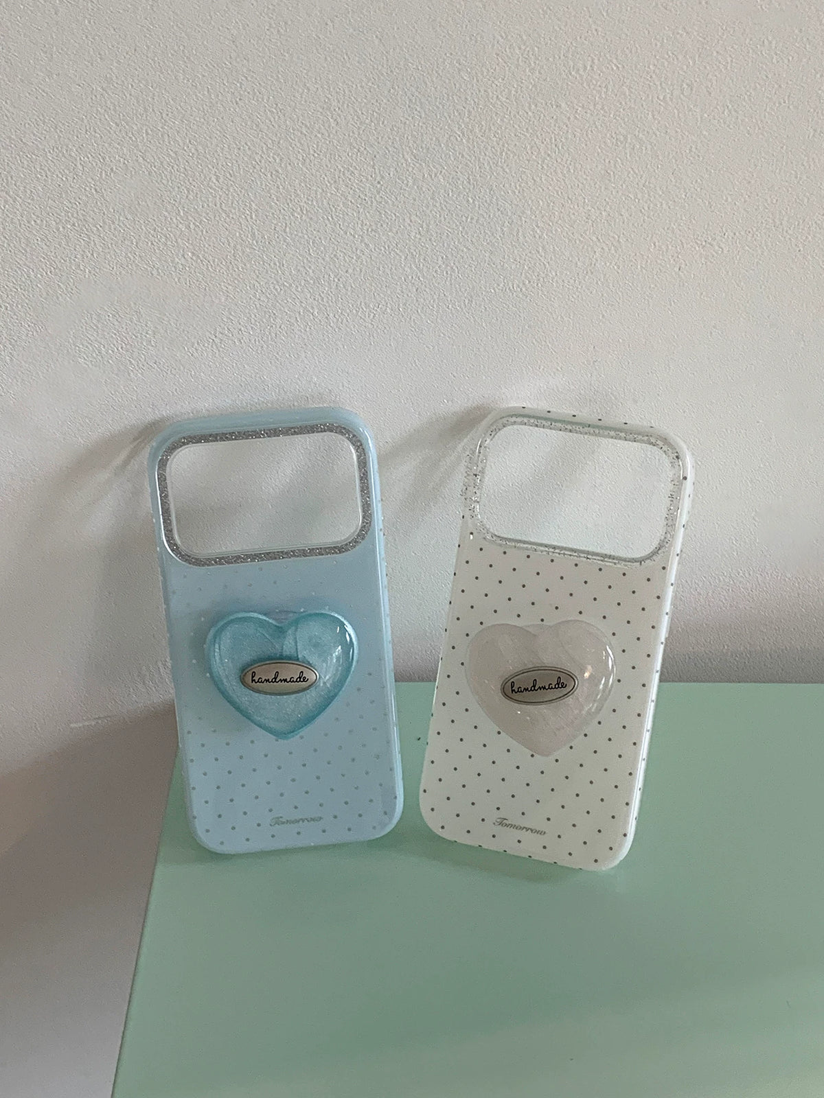 KANO Gentle White Moonlight Polka Dot Heart Case