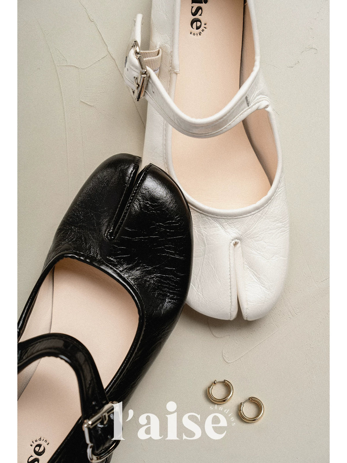 L'aise Patent Leather Split-Toe Mary Jane Flat