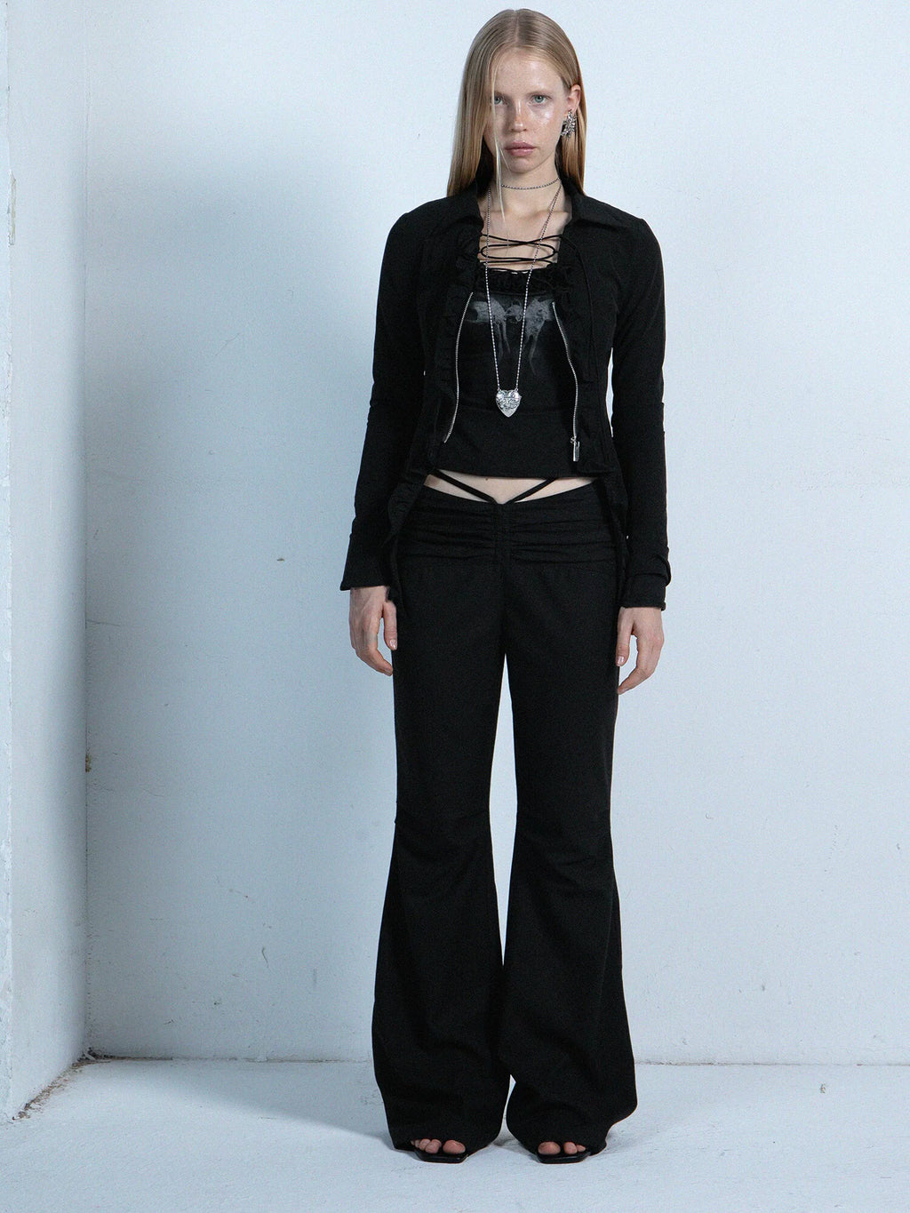 DoublePunch Stretchy Low-Rise Flared Trousers