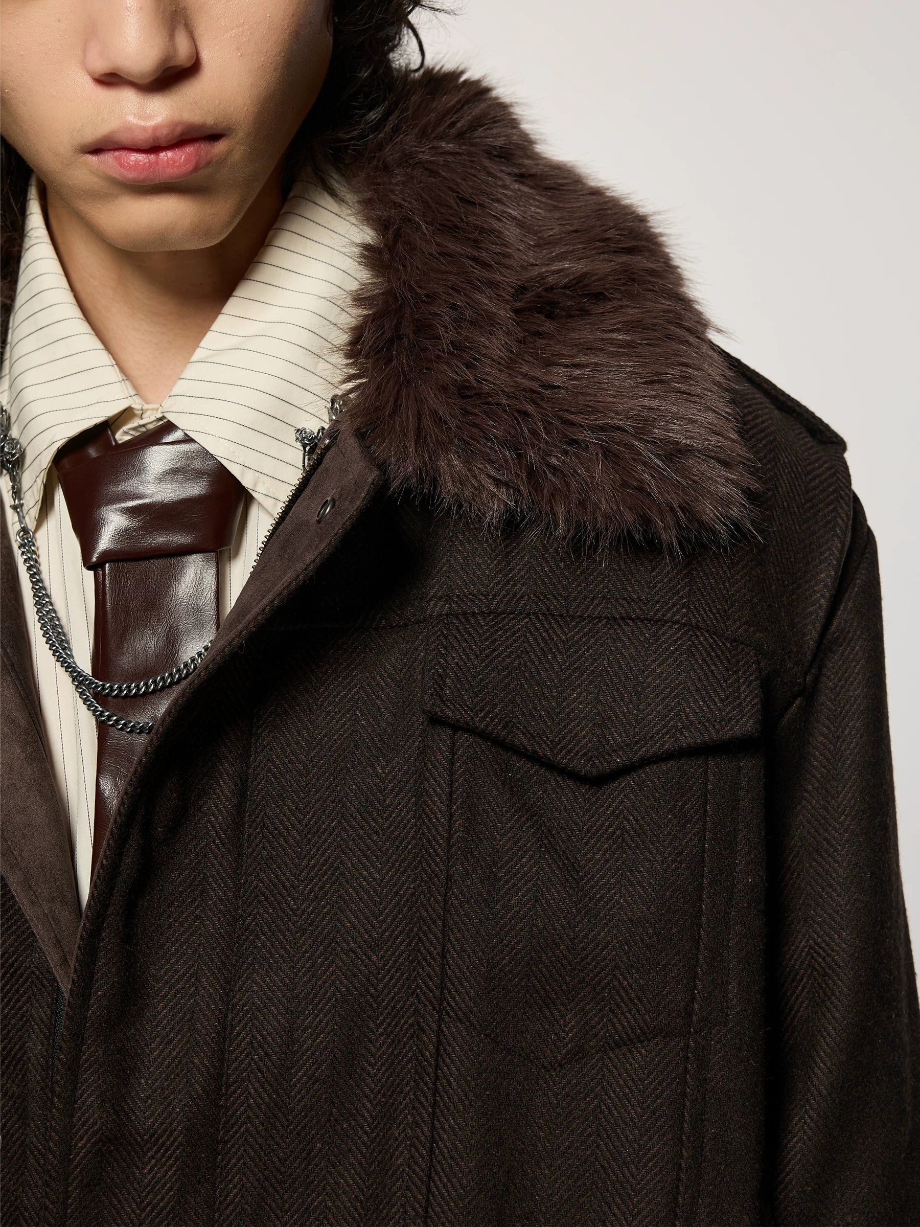 Azure Lisseur Vintage Fur Collar Fishbone Jacket