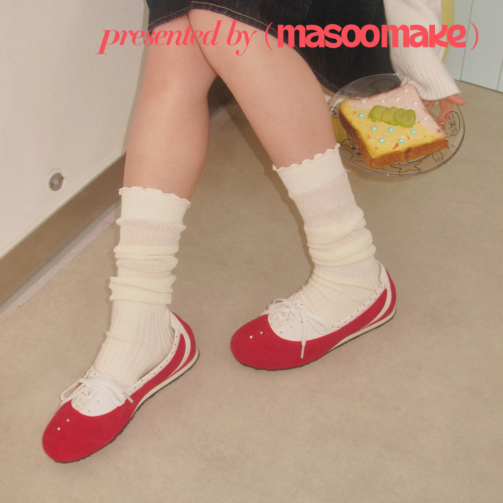 MASOOMAKE Suede Lace-Up Round-Toe Sneaker
