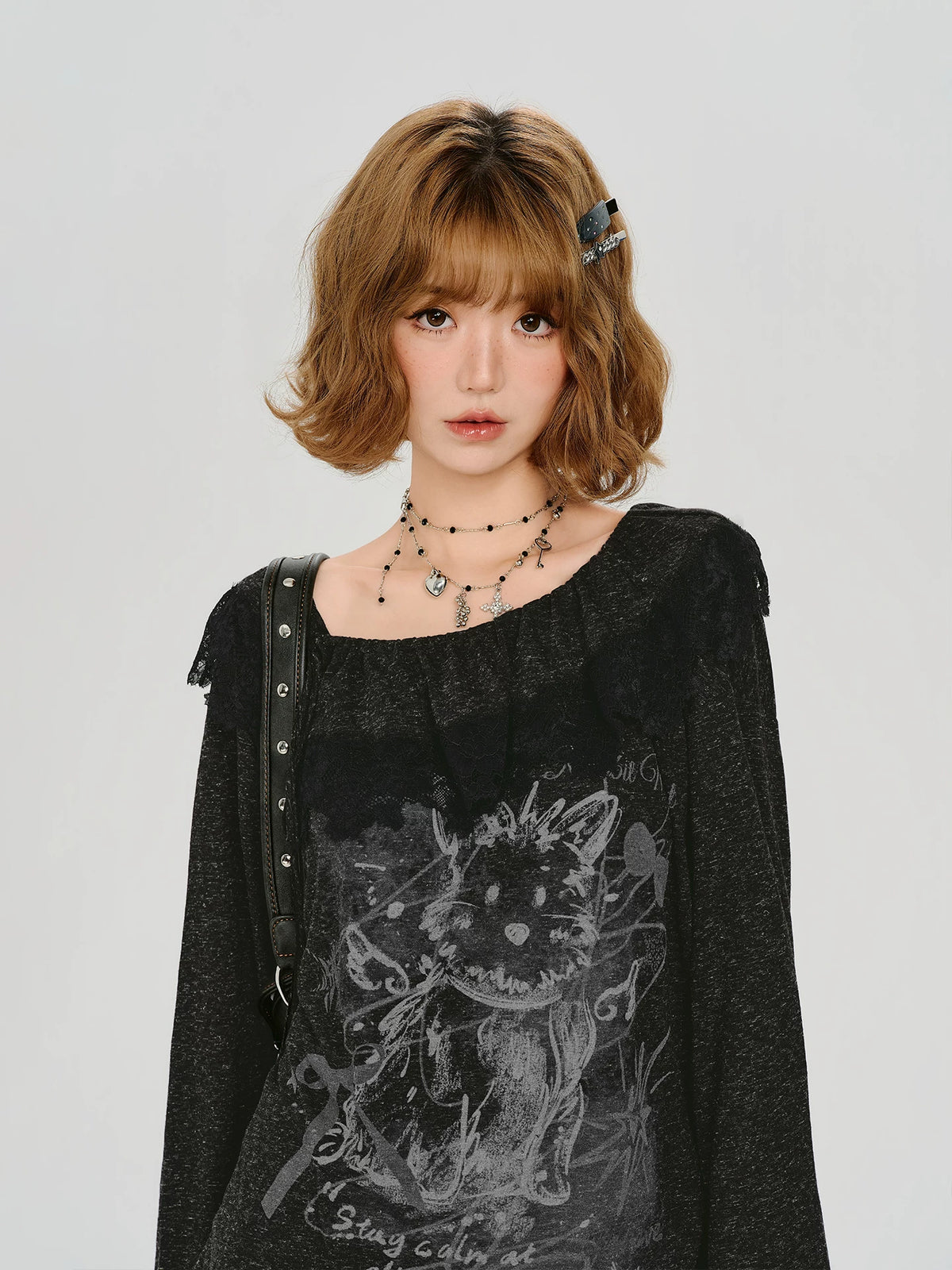 Girlyhalo American Retro Graphic Lace-Up Loose Long-Sleeve Tee