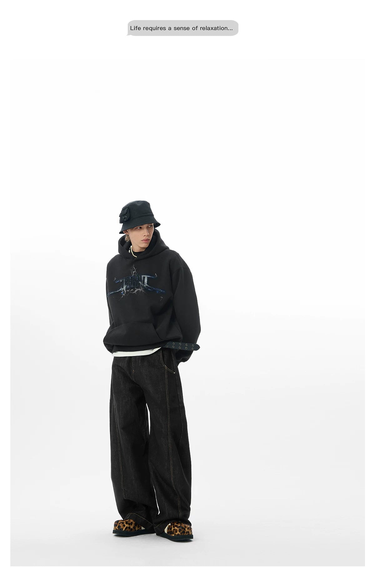 JHYQ Retro Letter Print Beaded Hooded Sweater