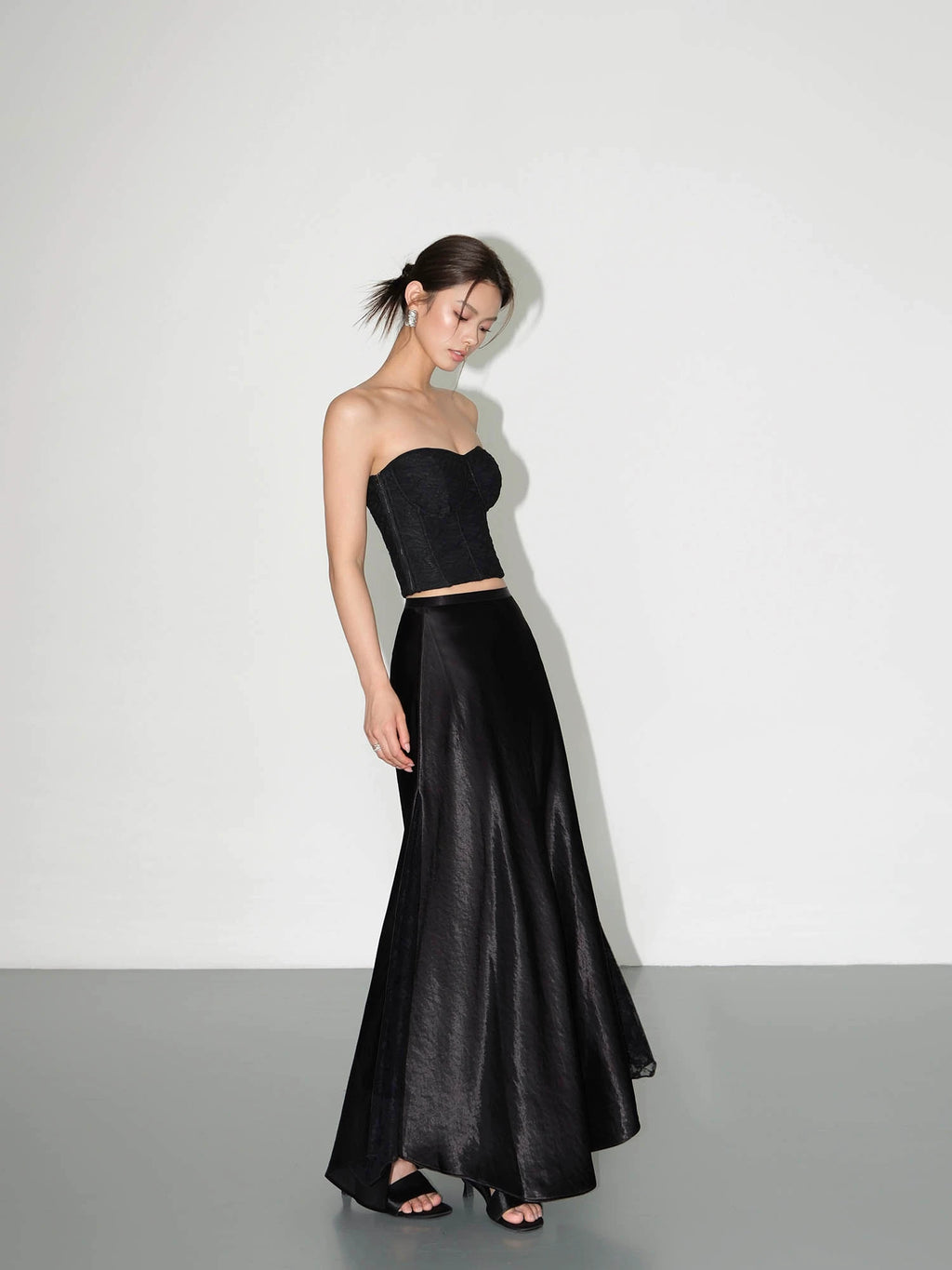 NEVA HU Premium Satin Skirt