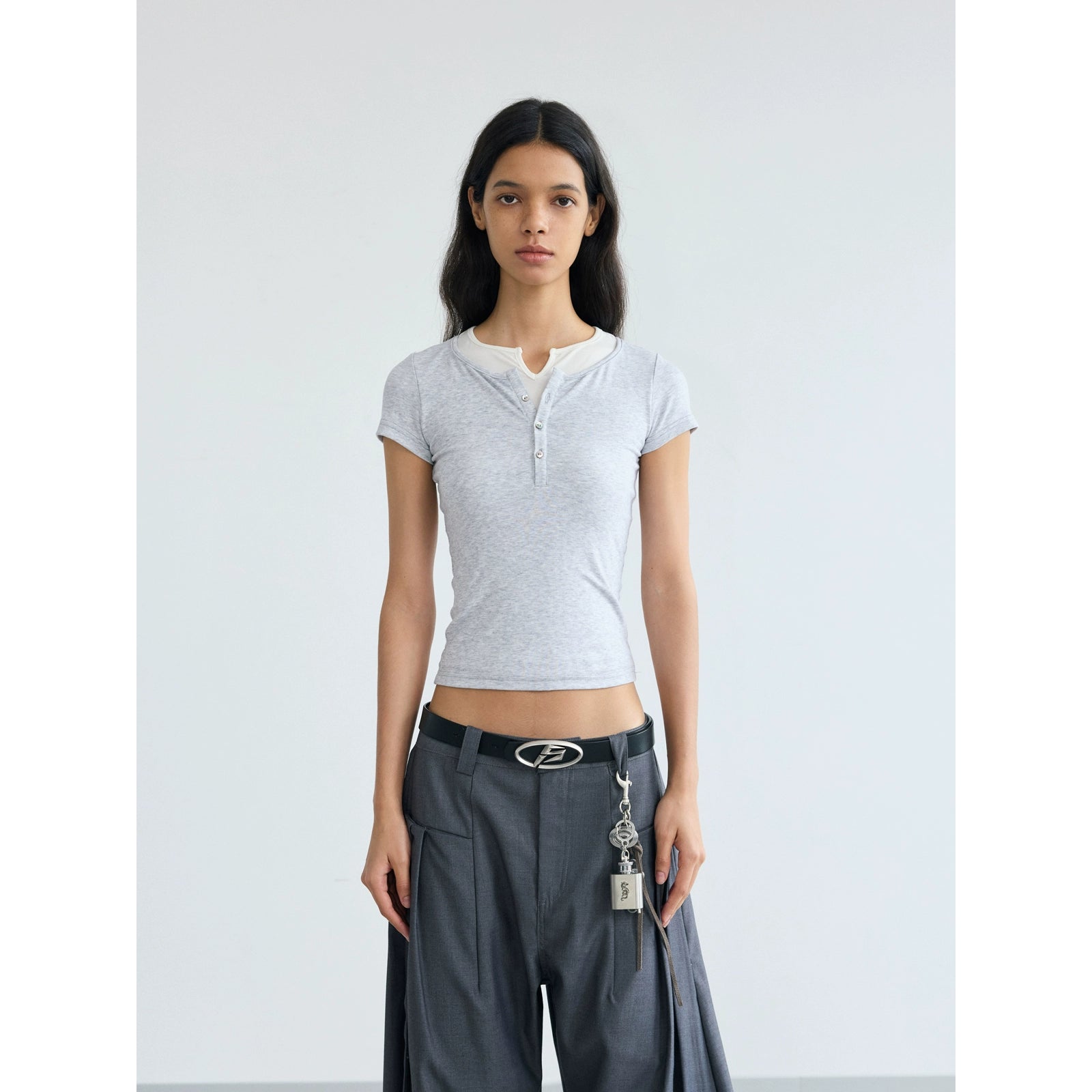 PEOPLESENSE Henry Collar Fake Two-piece Stacked Slim-fit Short Tee