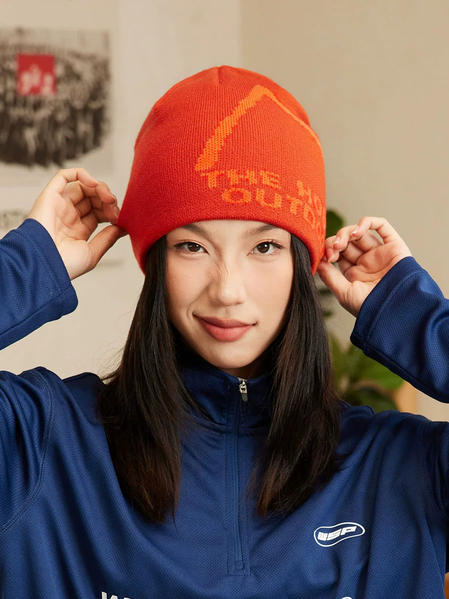THE HOBOO Alphabet Jacquard Cold Knitted Hat