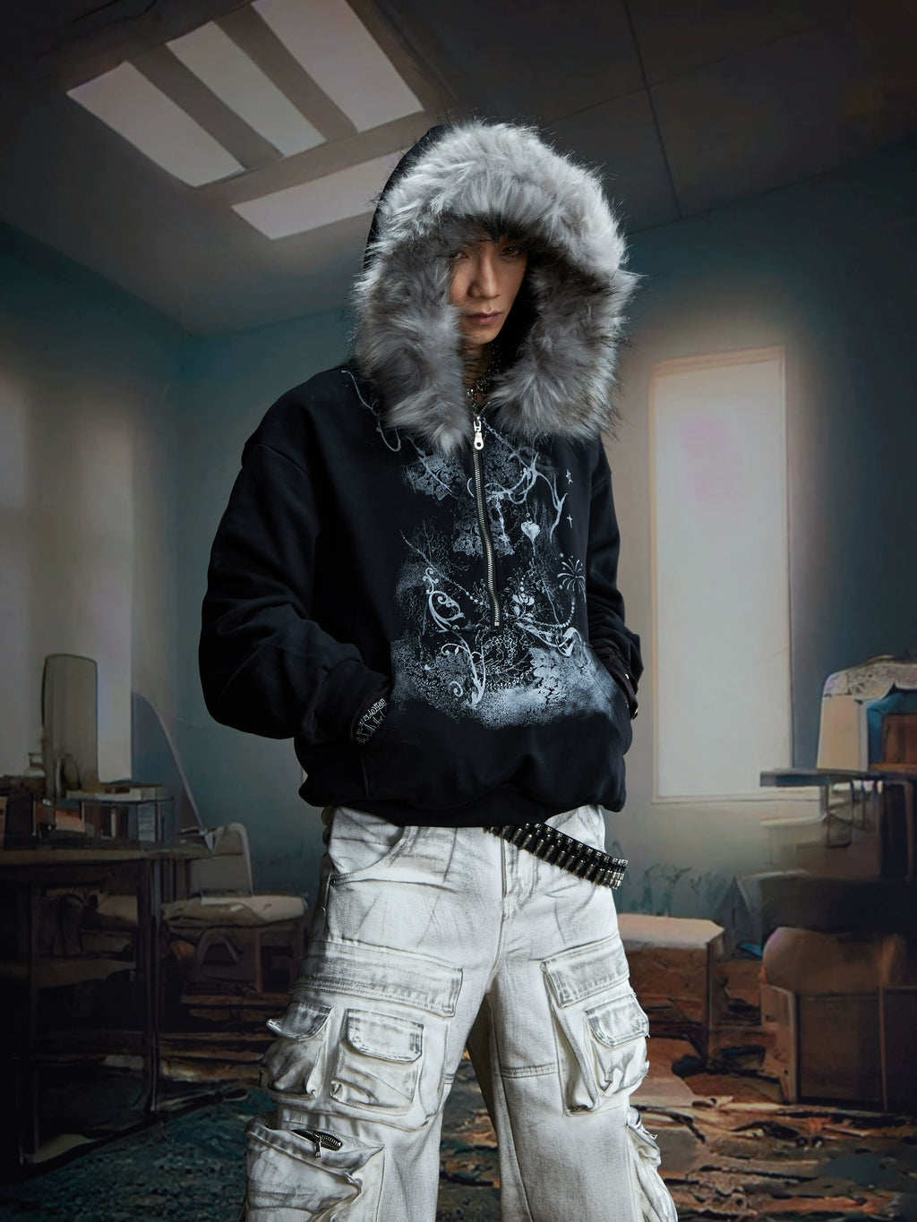 NOMANIAI Hairy Hooded Print Half Zipper Short Sweater