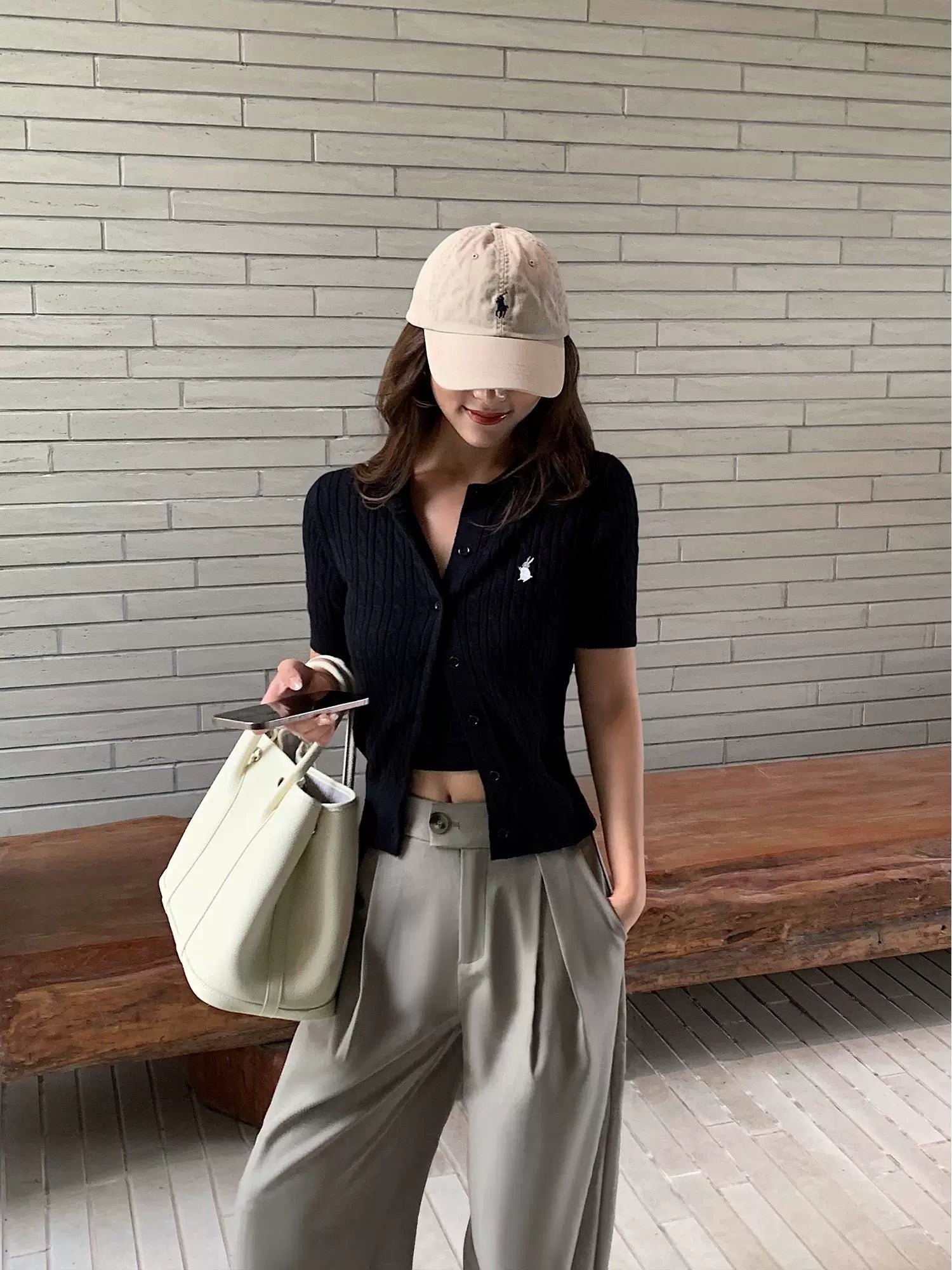 NEVA HU Embroidered Crew Neck Twist Short-sleeved Knitted Cardigan