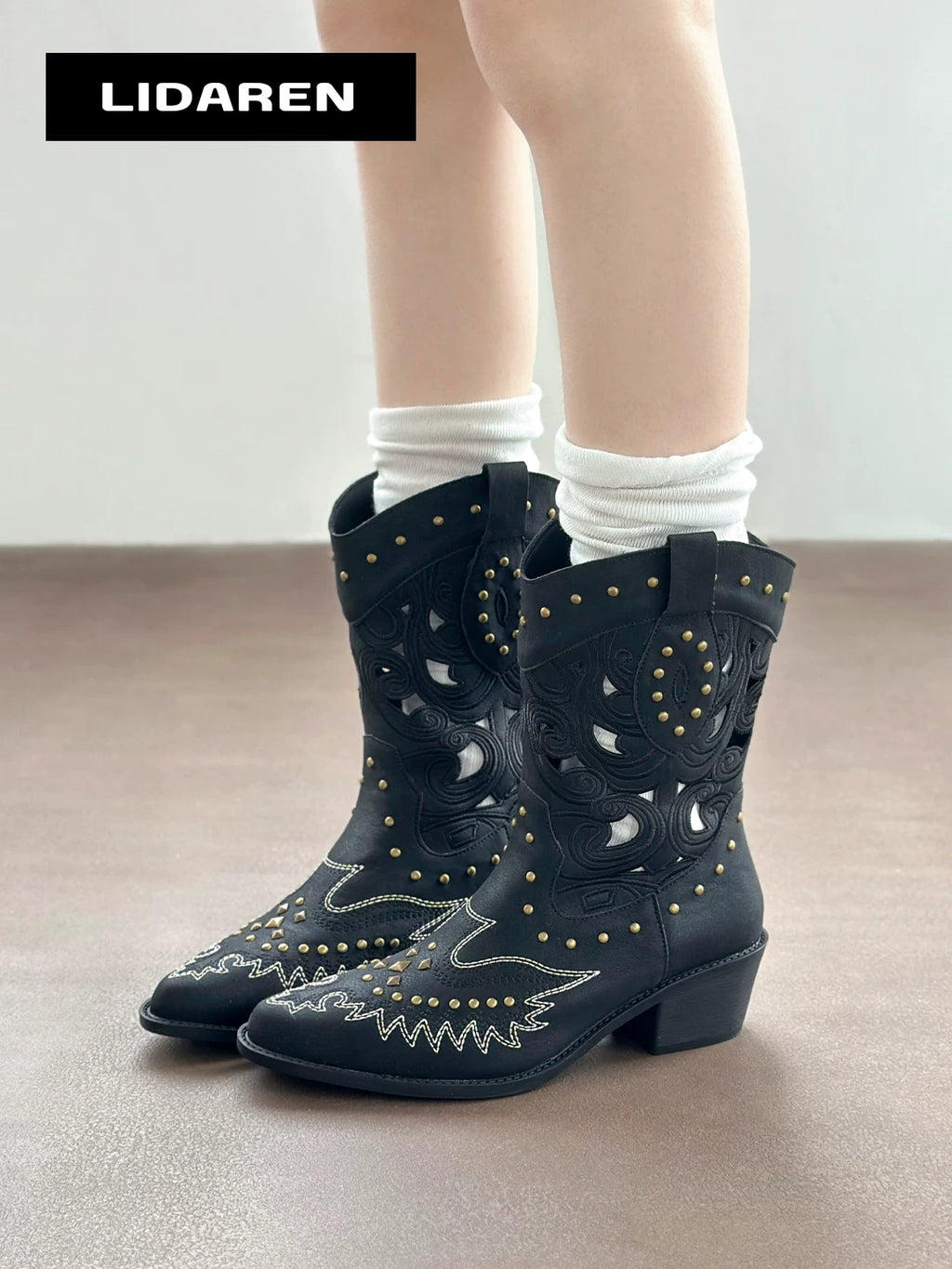 Lidaren Produced Embroidered Pointed-Toe Cowgirl Boot