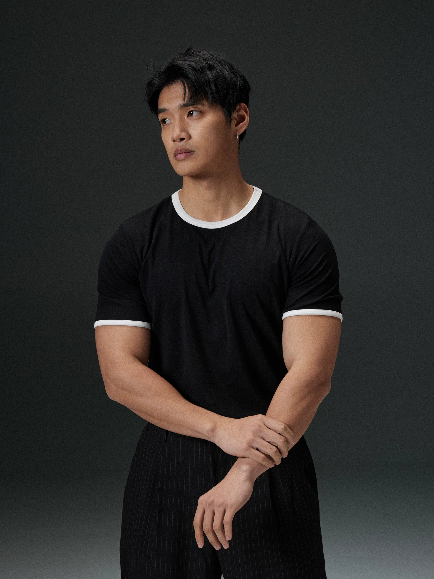 AFTERGLOW Contrast Rib Slim Commuter TEE