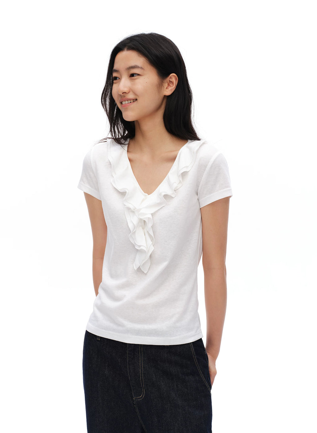 Oinimi Ruffle Edge V Neck Slim and Thin Tee
