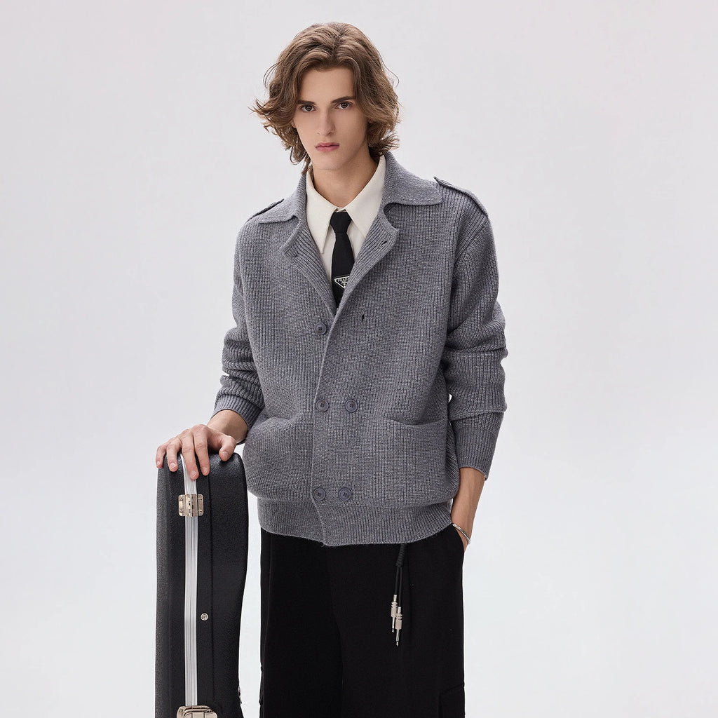 CHOR Court-Style Collared Double-Breasted Knit Cardigan