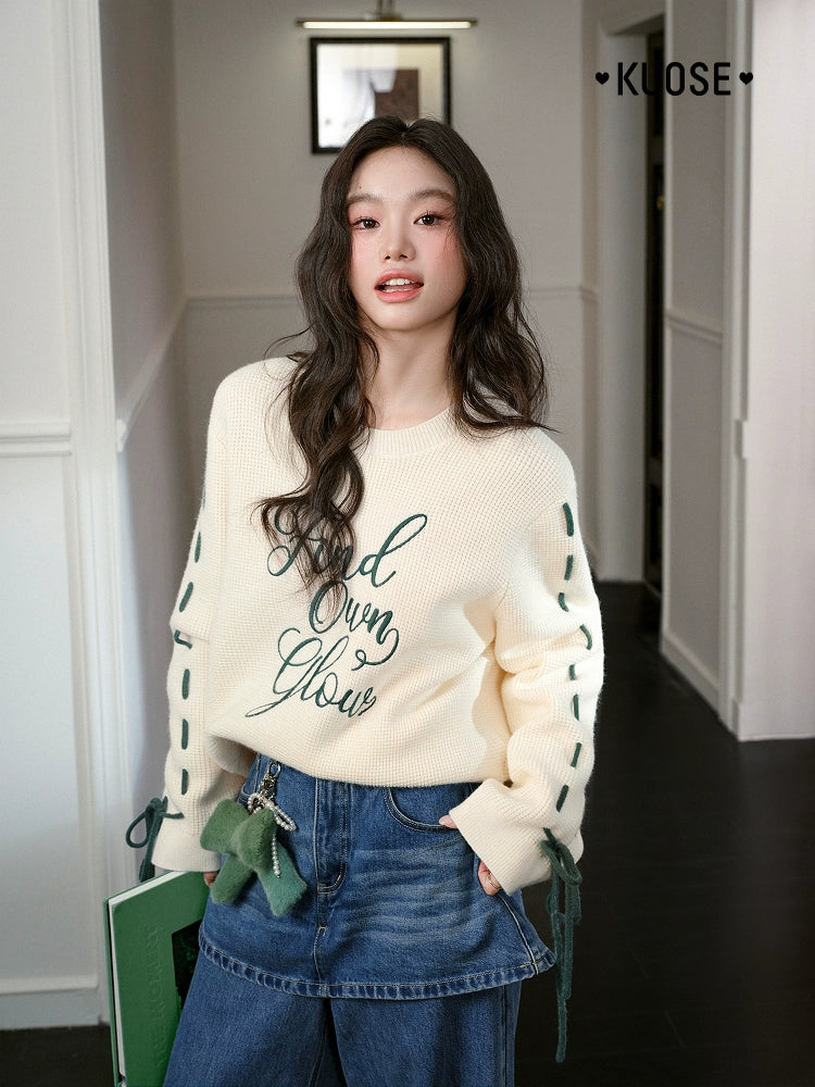 Kuose Bow Design Sense Embroidered Long Sleeve Knit