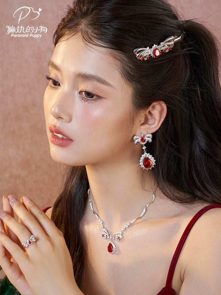 ParanoidP Bow Premium Necklace
