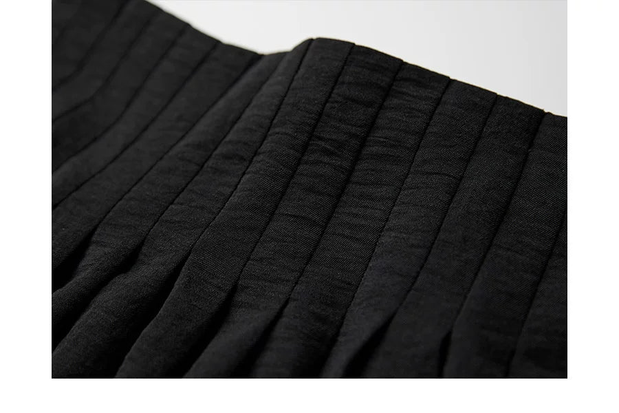 INDULGE Minimalist Contrasting Color Stitching A-shaped Skirt