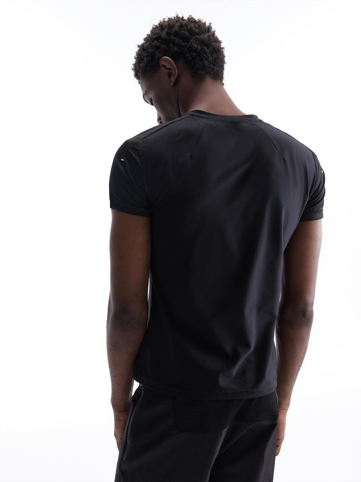 BEVAN UP Quick-Dry Moisture-Wicking Slim Fit Tee