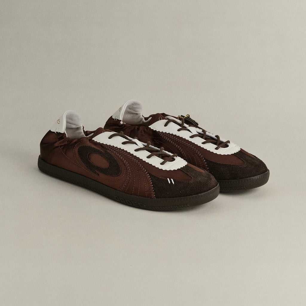 OLD ORDER Leather Lace-Up Round-Toe Derby