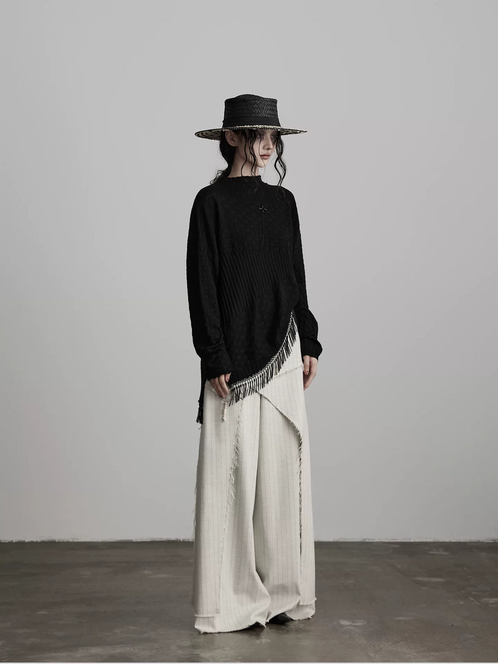 INDULGE Irregular Fringed Bottom Knitted Long Sleeves