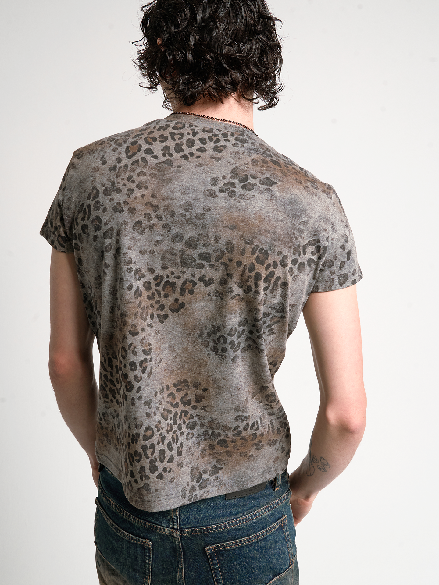 No E Mosen Digital Printed Front Shoulder Tee