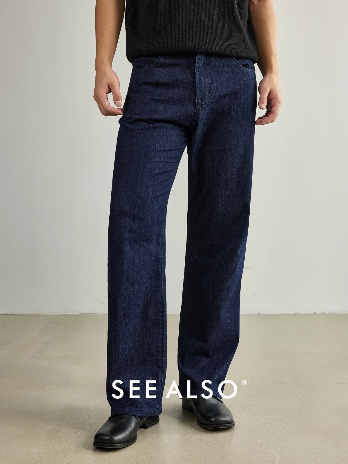 SEE ALSO Quiet 400g Breathable Straight-Leg Jeans