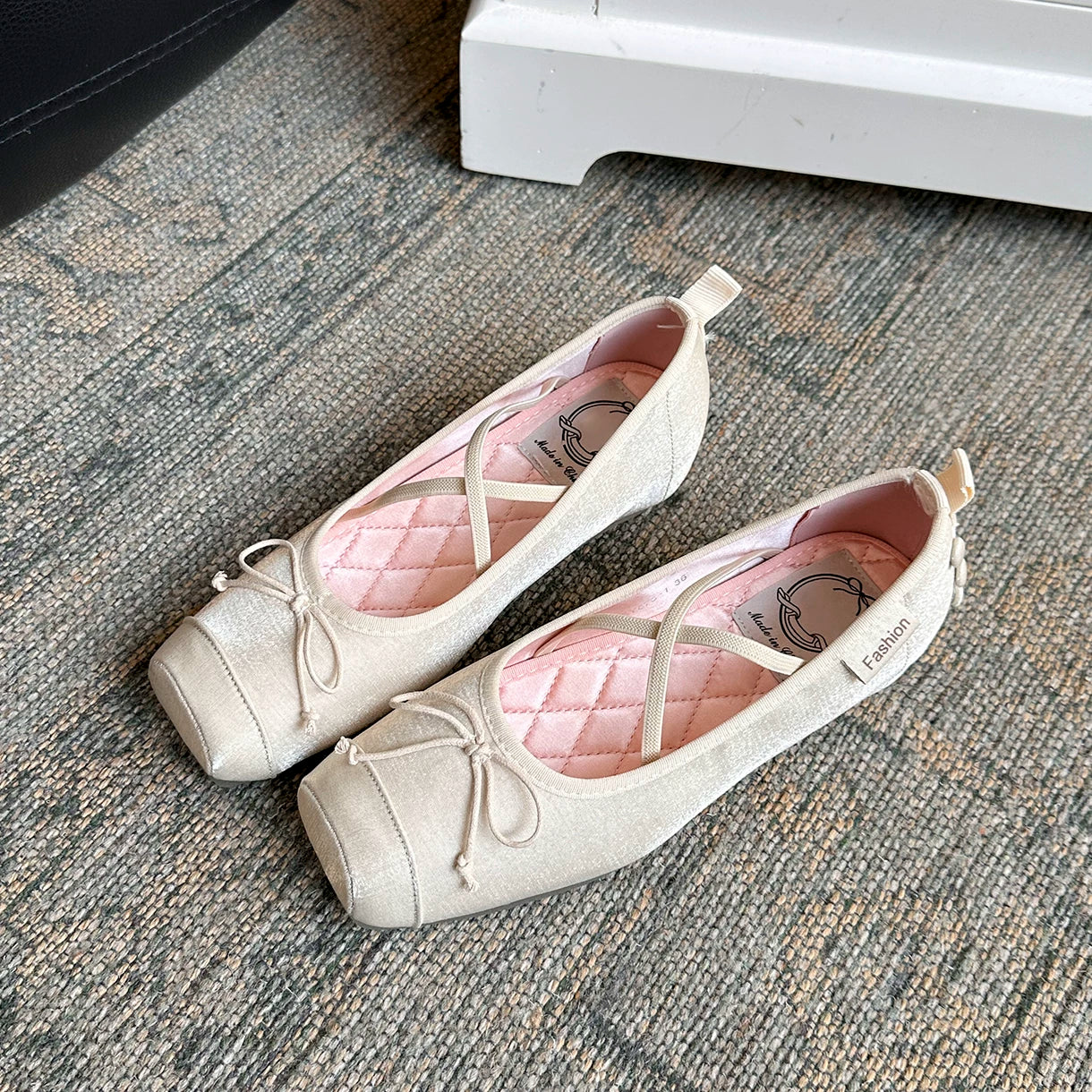Lidaren Produced Patent Leather Bow Mary Jane Flat
