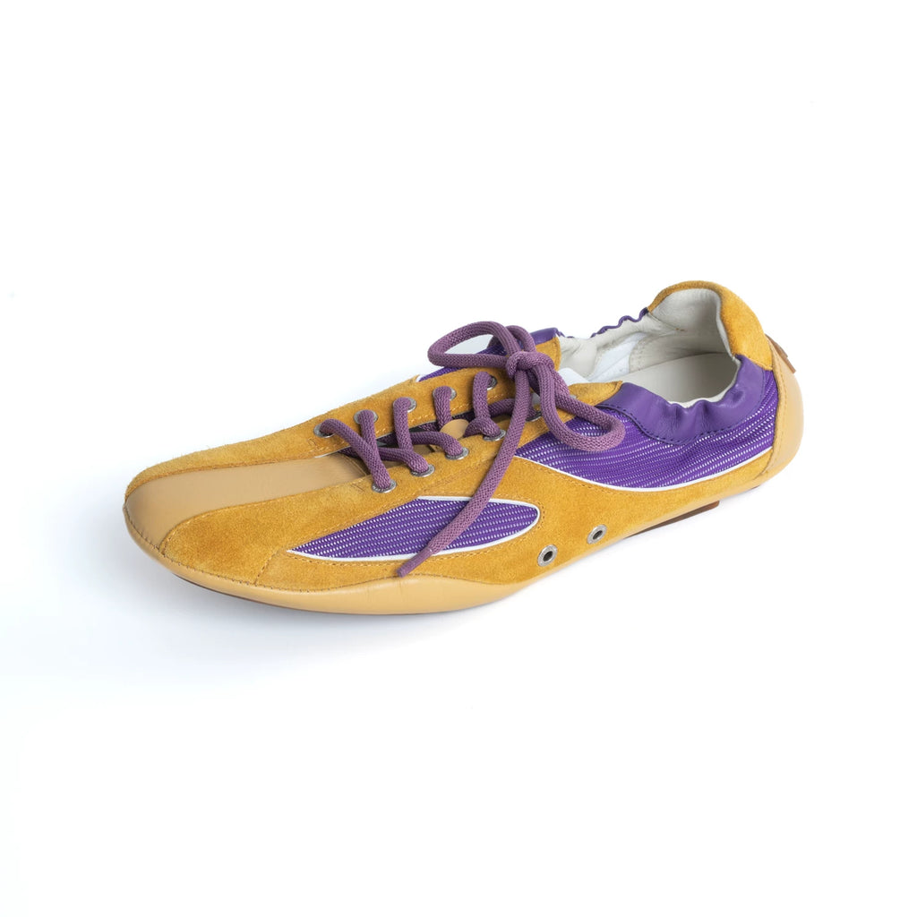 DYZZYMOTIF Suede Color-Blocked Low-Top Sneaker
