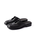 6CRAYON Cowhide Leather Split-Toe Tabi Mule