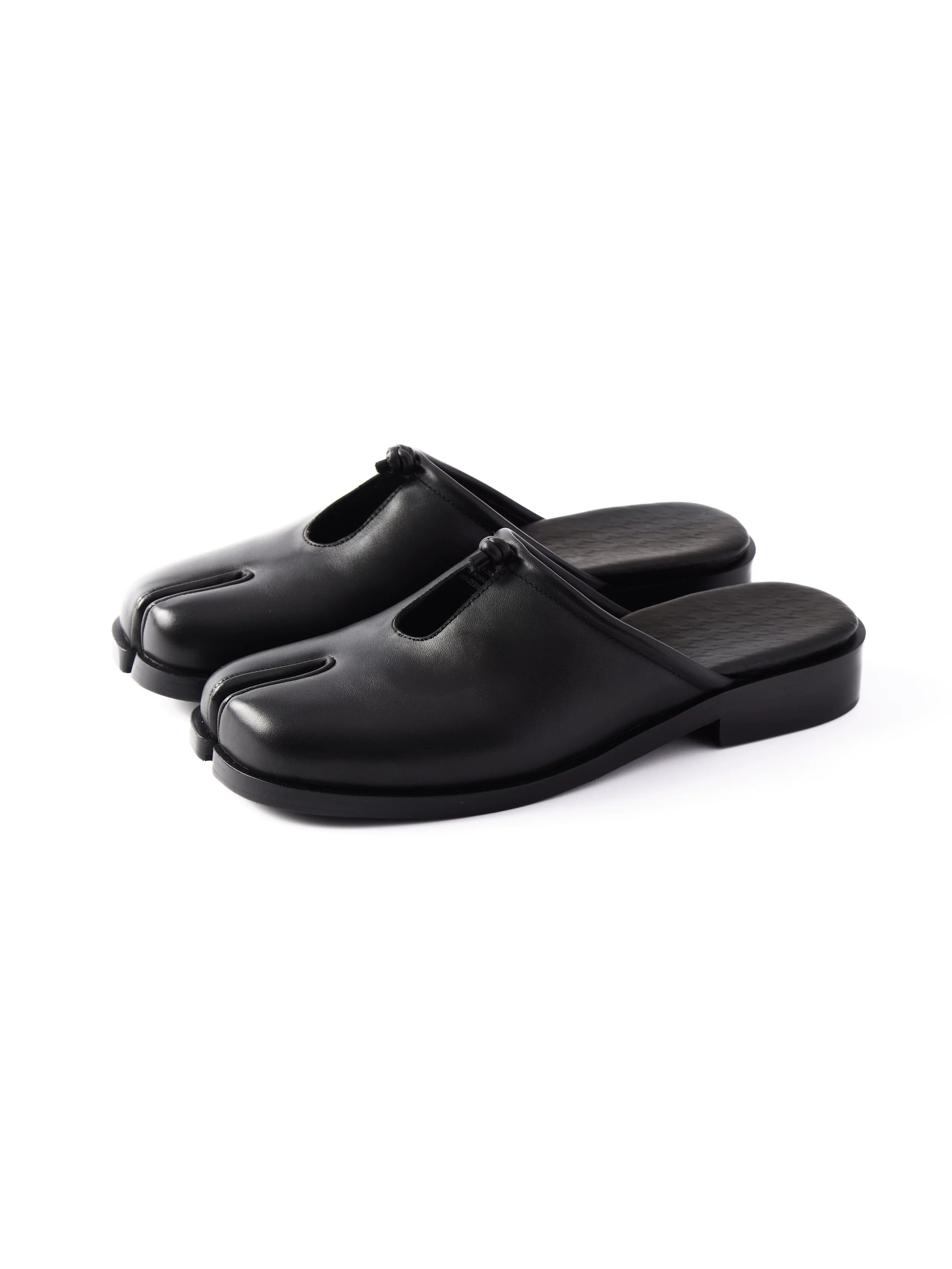 6CRAYON Cowhide Leather Split-Toe Tabi Mule