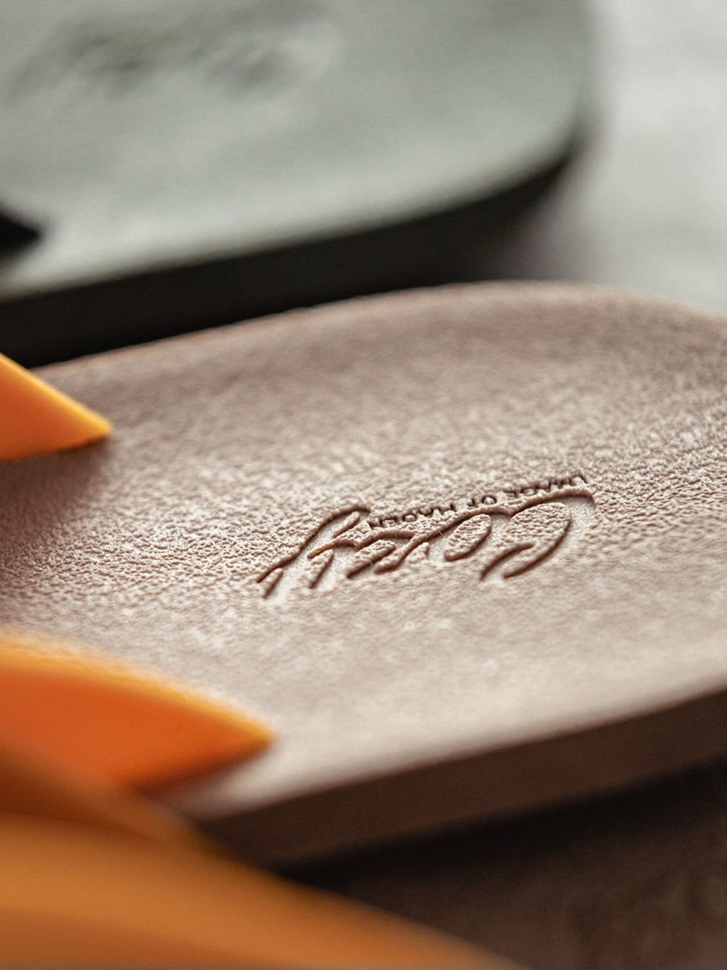 MADEN Unique Form Rubber Cross-Strap Flip-Flop